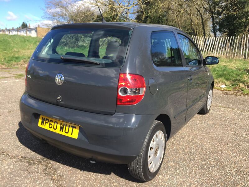 VOLKSWAGEN FOX