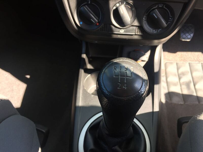 VOLKSWAGEN FOX