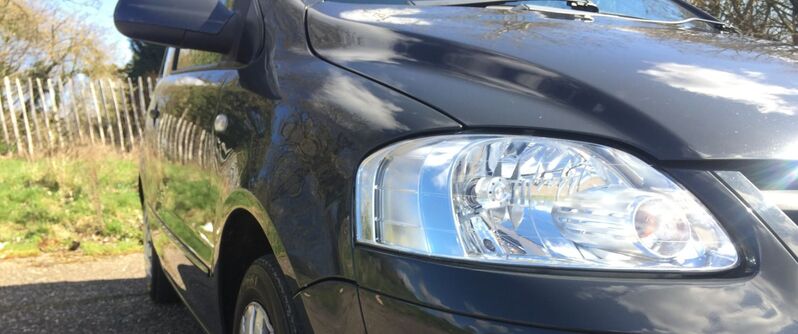 VOLKSWAGEN FOX