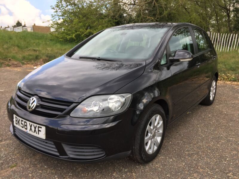 View VOLKSWAGEN GOLF PLUS 1.9 LUNA TDI 90BHP 5 DOOR