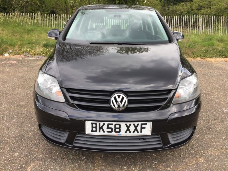 View VOLKSWAGEN GOLF PLUS 1.9 LUNA TDI 90BHP 5 DOOR