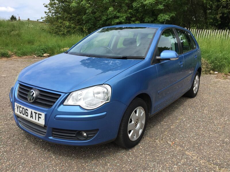 View VOLKSWAGEN POLO 1.4 S 75 BHP  5 DOOR