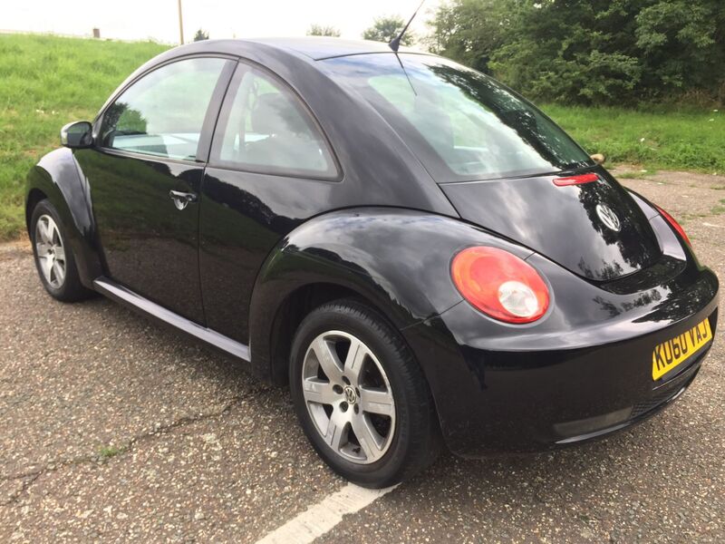 VOLKSWAGEN BEETLE