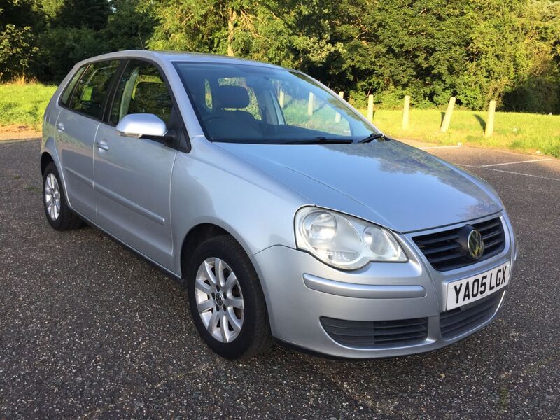 View VOLKSWAGEN POLO 1.4 SE 75BHP 5 DOOR