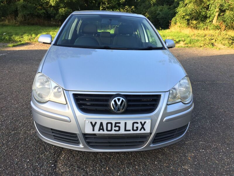 View VOLKSWAGEN POLO 1.4 SE 75BHP 5 DOOR