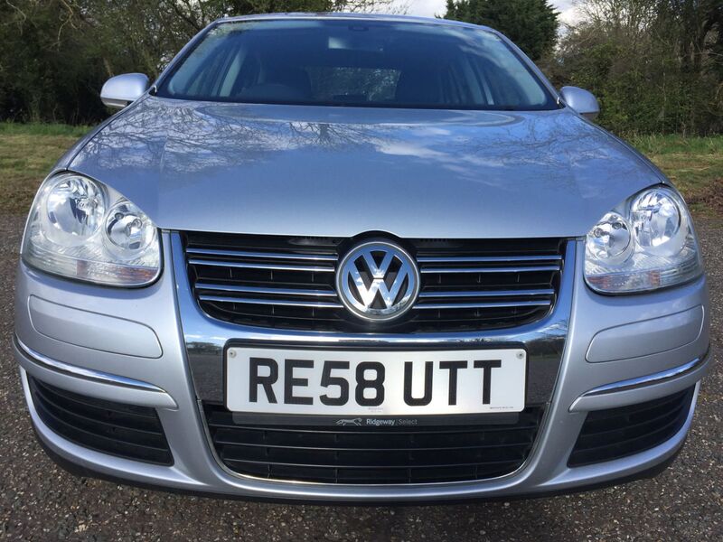 VOLKSWAGEN JETTA