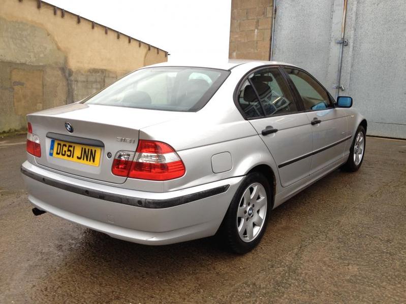 BMW 3 SERIES