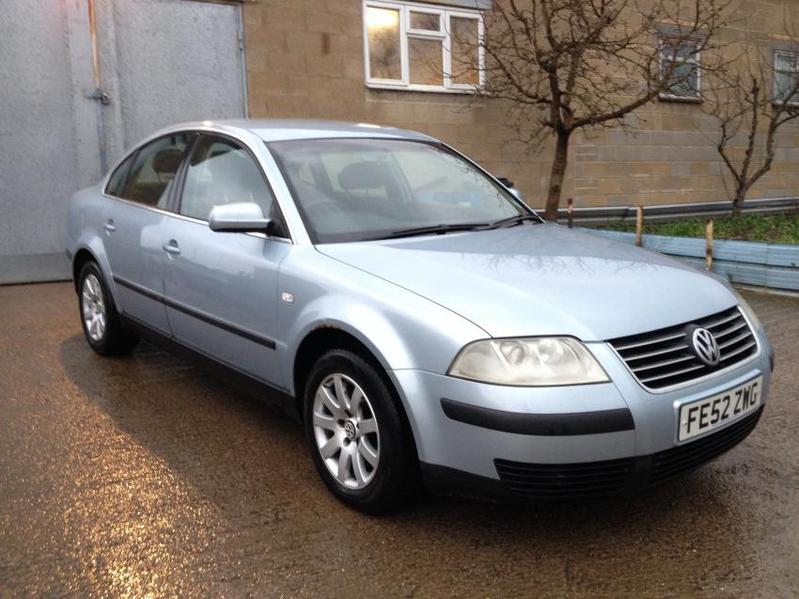 View VOLKSWAGEN PASSAT 1.9 TDI SE PD 4 DOOR - NEW MOT