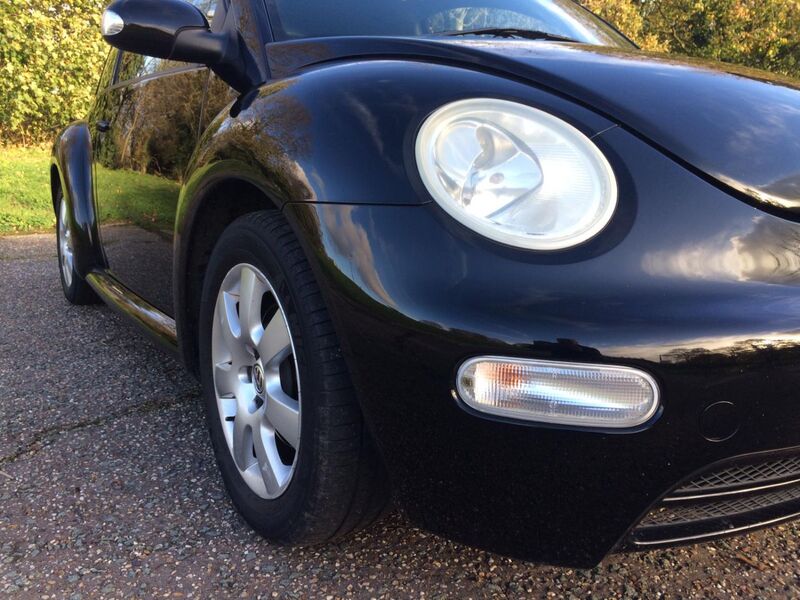 VOLKSWAGEN BEETLE