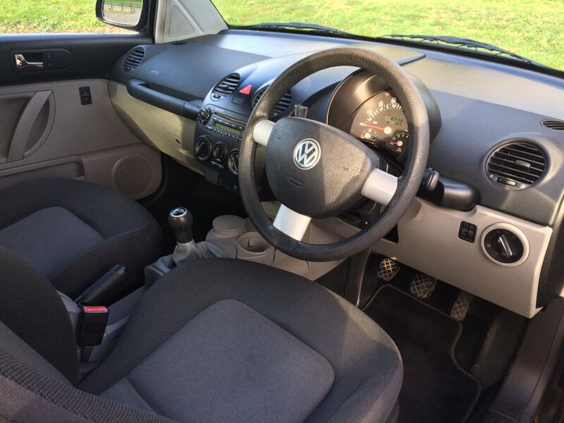 VOLKSWAGEN BEETLE