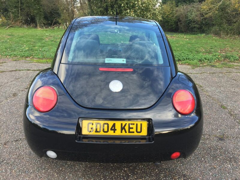 VOLKSWAGEN BEETLE
