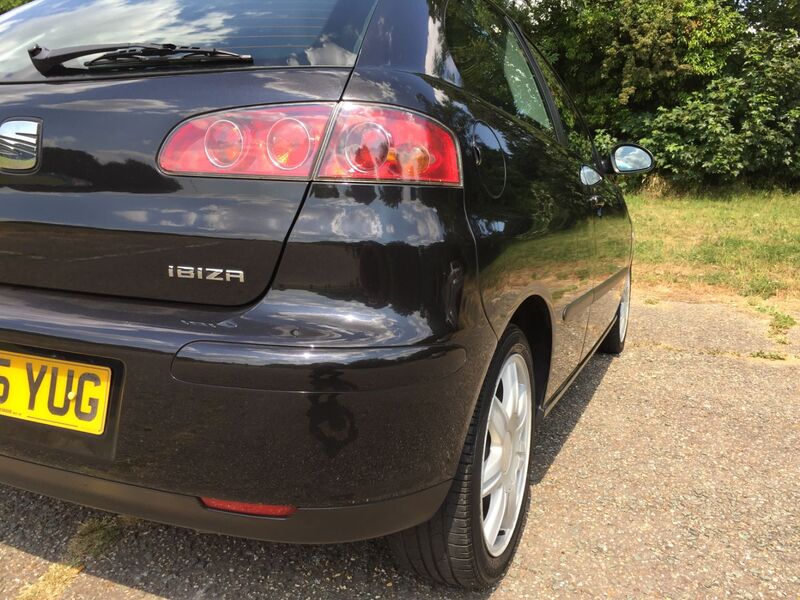 SEAT IBIZA