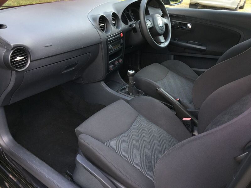 SEAT IBIZA