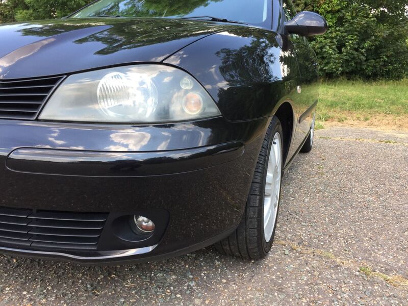 SEAT IBIZA