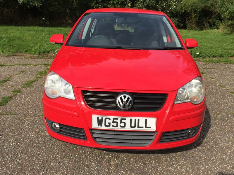 View VOLKSWAGEN POLO 1.4 S 75BHP