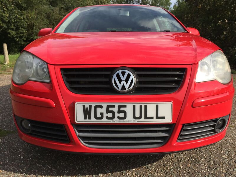 VOLKSWAGEN POLO