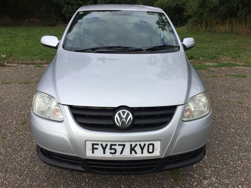 View VOLKSWAGEN FOX 1.4 16V Urban Fox 