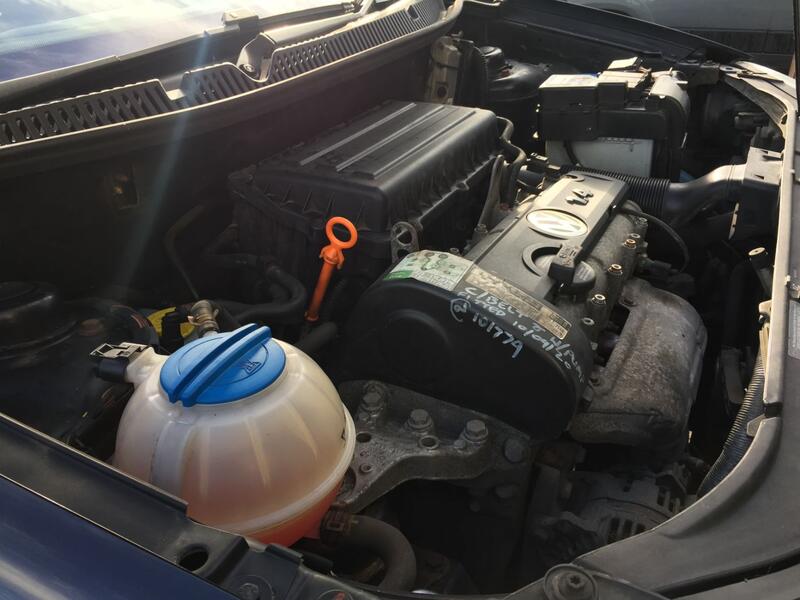 VOLKSWAGEN POLO